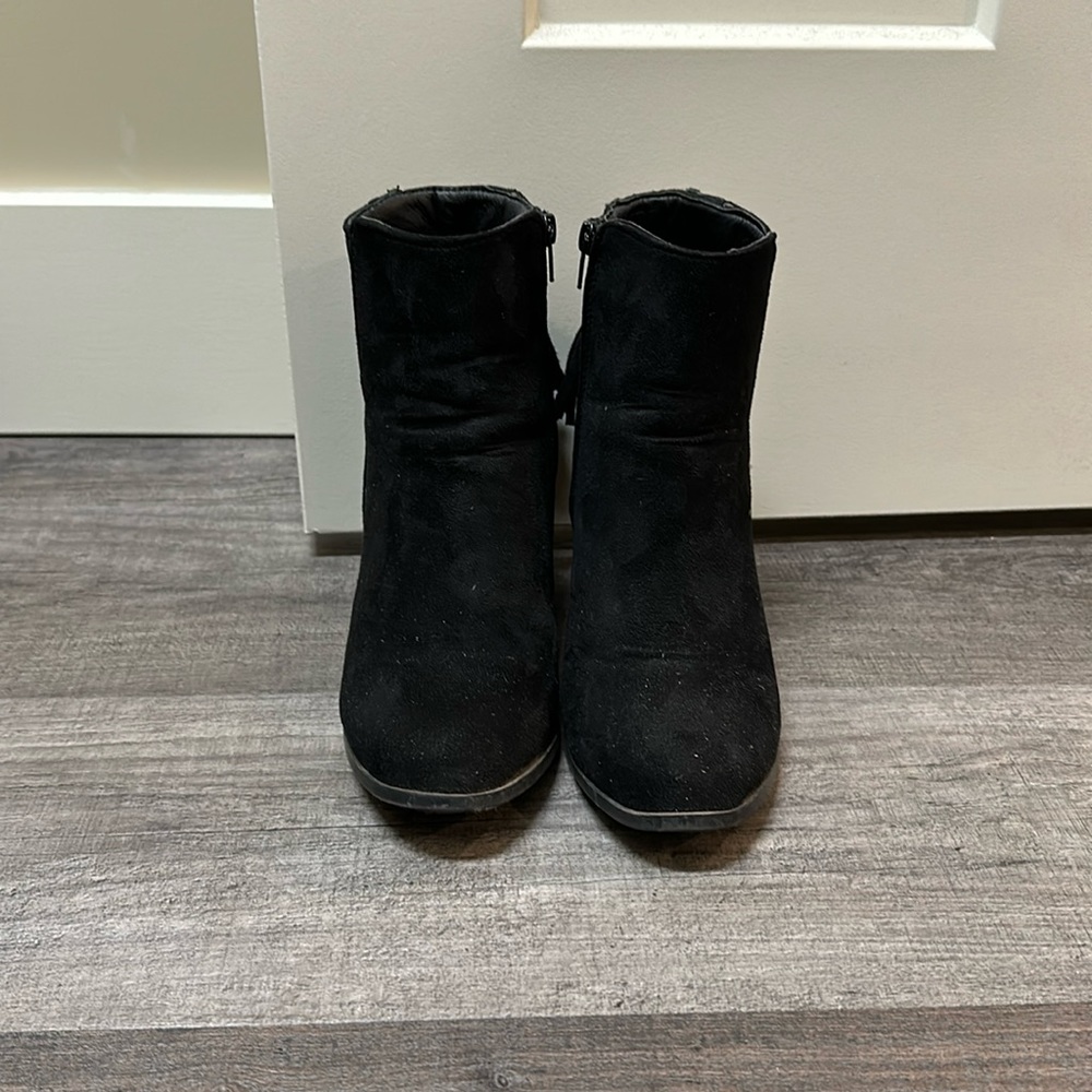 Rue 21 Black Suede Ankle Boots Size 7